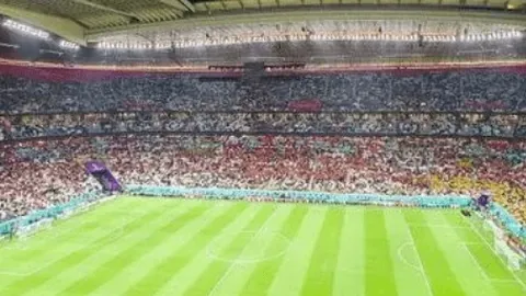 江苏苏宁队长吴曦荣膺2025年中国足球金球奖，续写辉煌篇章